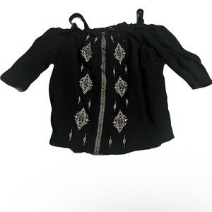 Art Class Black and White Embroidered Women's Top